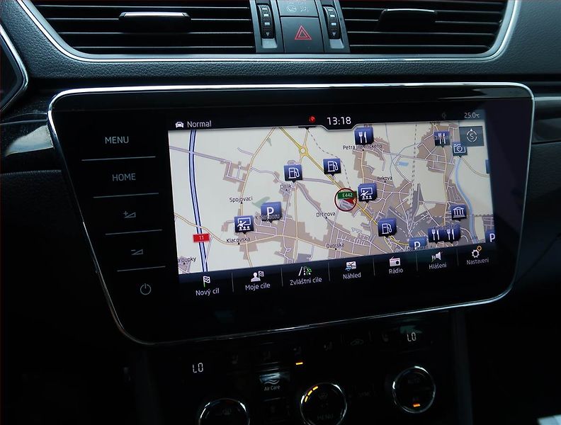 Škoda Superb (2019) Laurin&Klement 2.0 TDI, 4X4 - fotka 22 z 29