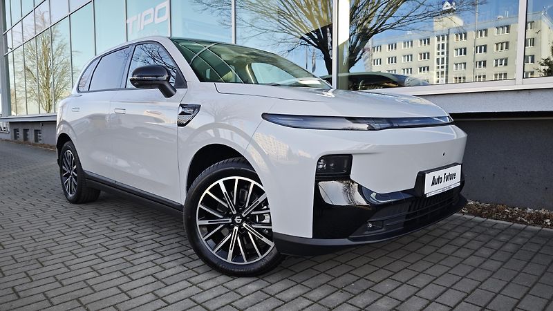 Leapmotor B10 (2026)  Design 1,5 EV hybrid  - fotografie inzerátu