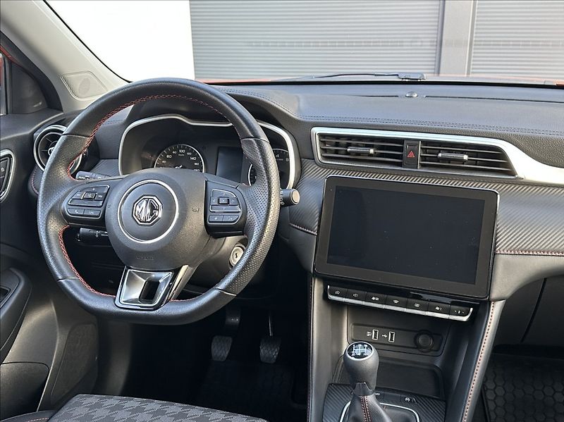 MG ZS 1,5 DVVT 106PS  Essential - fotka 23 z 54