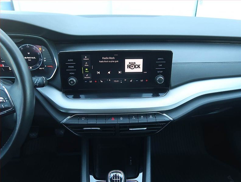Škoda Octavia (2022) Ambition 2.0 TDI, Serv.kniha - fotka 12 z 18