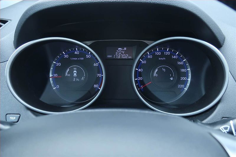 Hyundai ix35 (2012) 1.6 GDI, Serv.kniha, Tempomat - fotka 11 z 17