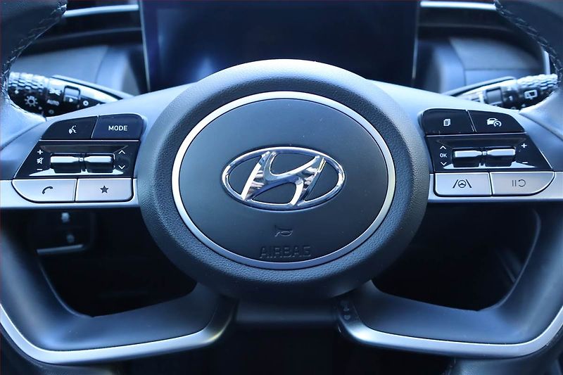 Hyundai Tucson (2022) 1.6 T-GDI - fotka 20 z 24