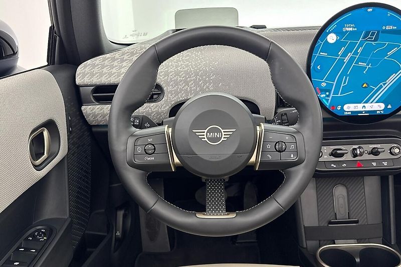 Mini Cooper S Convertible S - fotka 19 z 23