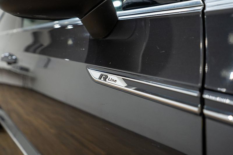 Volkswagen Arteon 2.0 TDI R-Line 140 kW - fotka 28 z 34