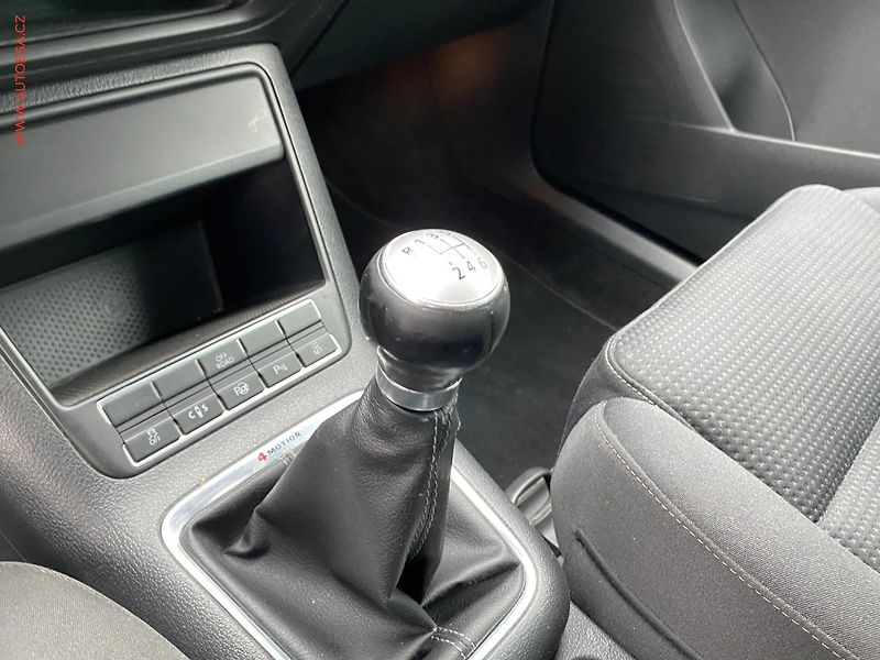 Volkswagen Tiguan (2010) 2.0 TSi 4x4, Team, bixen - fotka 16 z 16