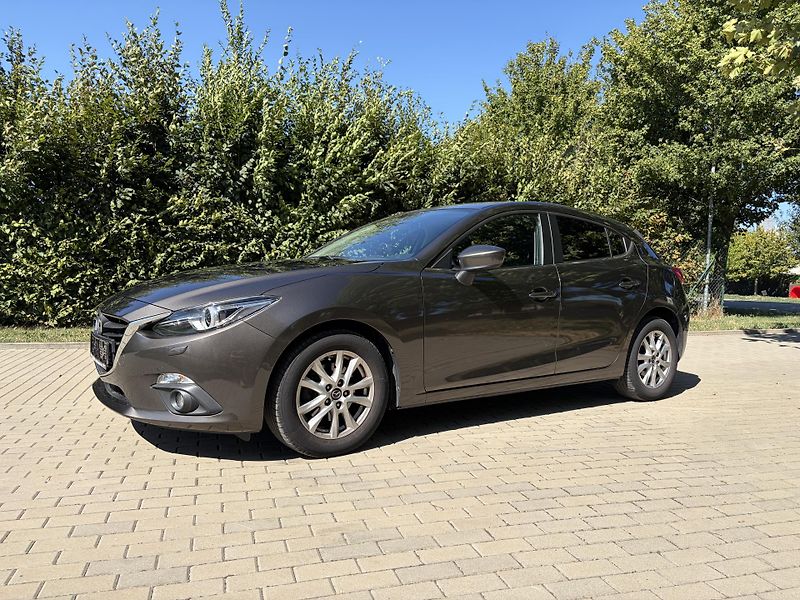 Mazda 3 2.0 Center-Line - fotka 3 z 20
