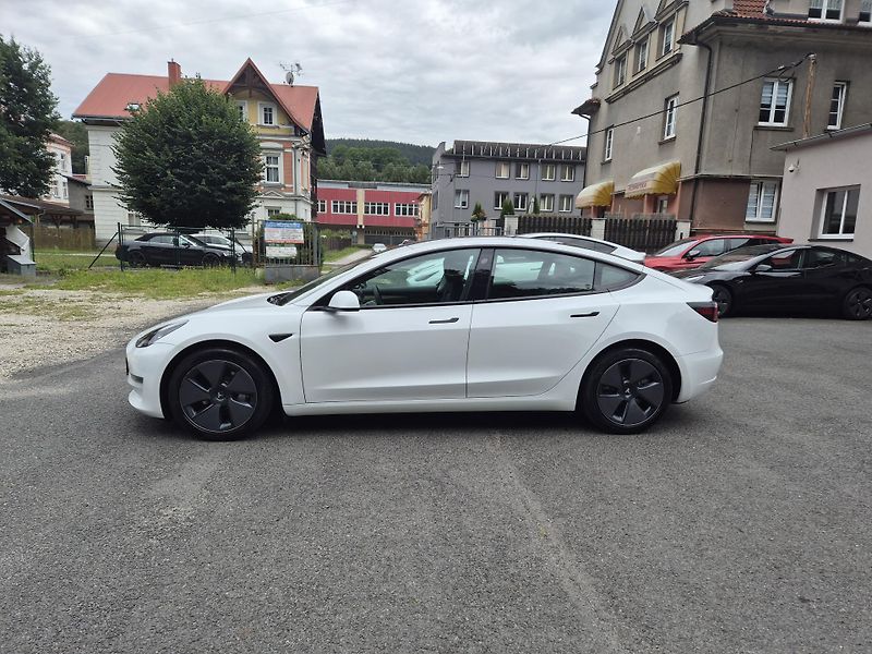 Tesla Model 3 LONG RANGE DUAL MOTOR SOH 94% - fotka 6 z 49