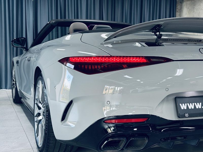 Mercedes-Benz SL (2022) SL 63 4M+ DYNAMIC*MANUFAKTUR* - fotka 10 z 35
