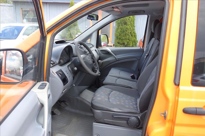 Mercedes-Benz Vito 2,2 CDi 80KW, ČR, 6MÍST,111. - fotka 9 z 27