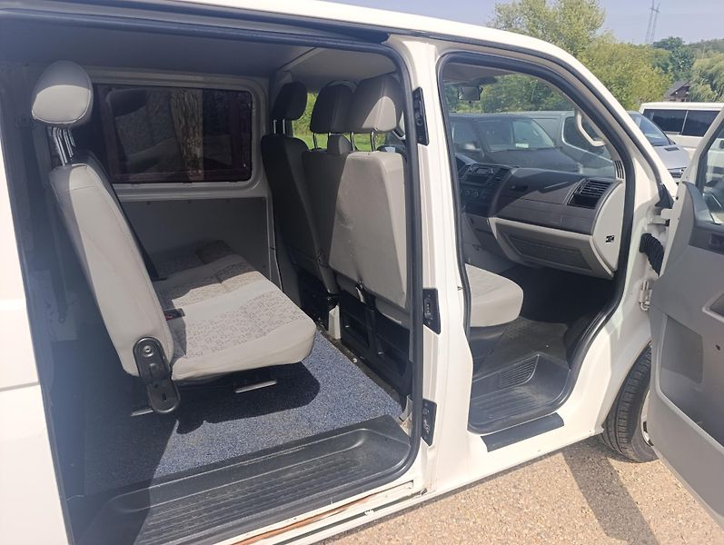 Volkswagen Transporter (2010) 2.0 TDi 6 míst LONG klima tz - fotka 19 z 26