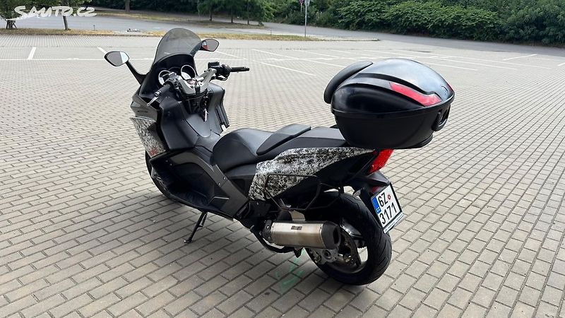 Aprilia SR SRV 850 56kw - fotka 5 z 15