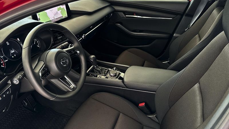 Mazda 3 (2025) G140 2.5 Centre-Line AT - fotka 6 z 25