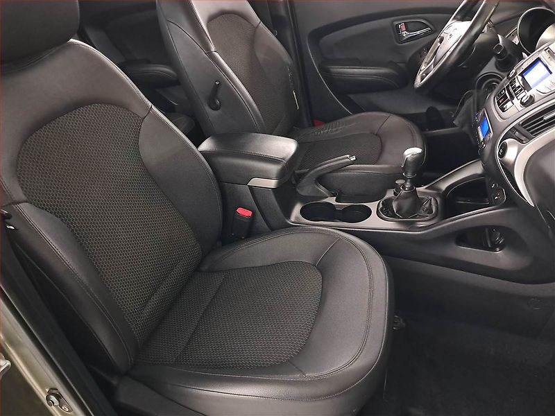 Hyundai ix35 (2011) 1.7 CRDi, Serv.kniha, Tempomat - fotka 9 z 18