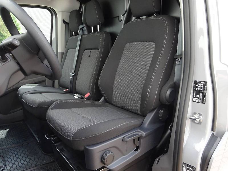Volkswagen Transporter (2026) NOVÝ SKŘÍŇ 2.0 TDI 4M 8A DR - fotka 21 z 34