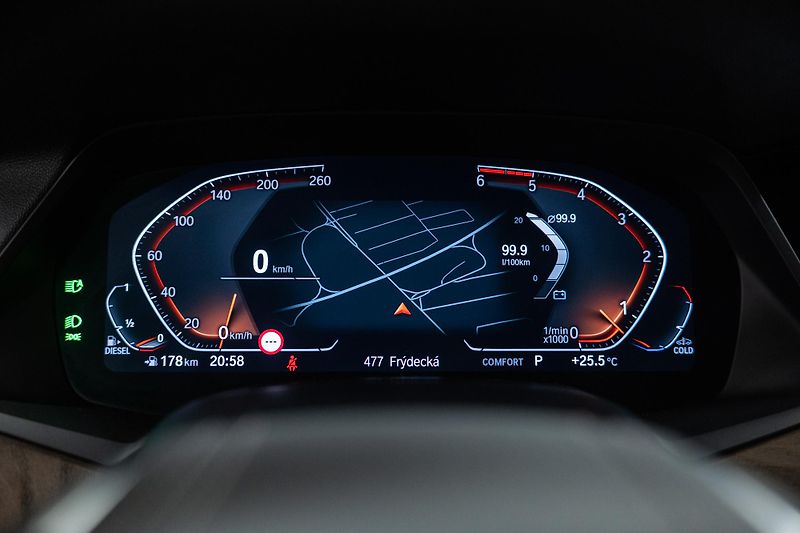 BMW X5 (2019) 30D 195 KW VZDUCH, PANO - fotka 24 z 46