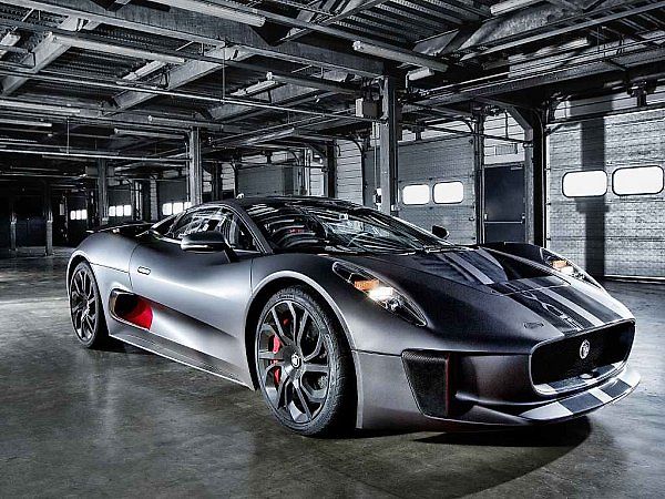 Jaguar C-X75.