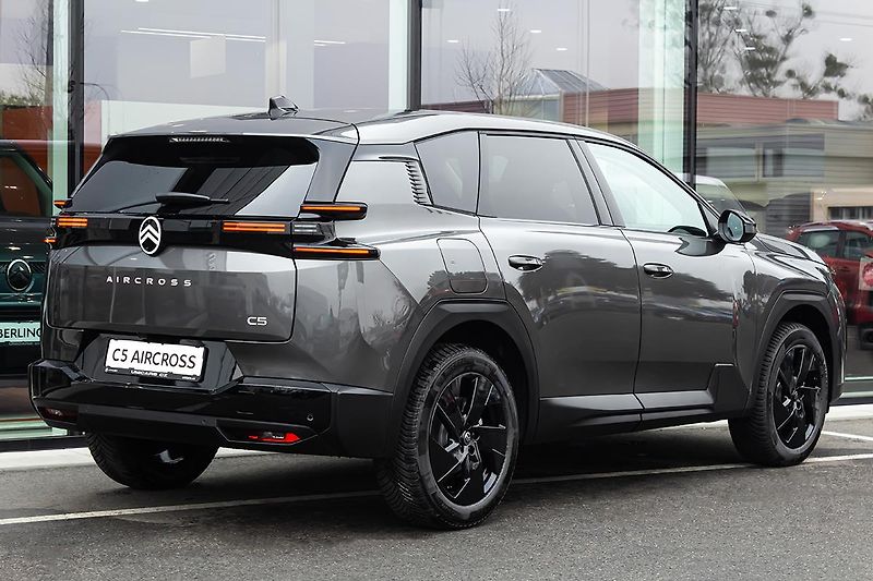 Citroën C5 Aircross (2026) 1,2 PLUS Hybrid 145k Automat - fotka 4 z 17