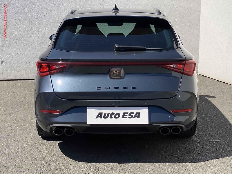 Cupra Leon (2022) 2.0 TSi 4Drive, 1.maj,ČR - fotka 5 z 18