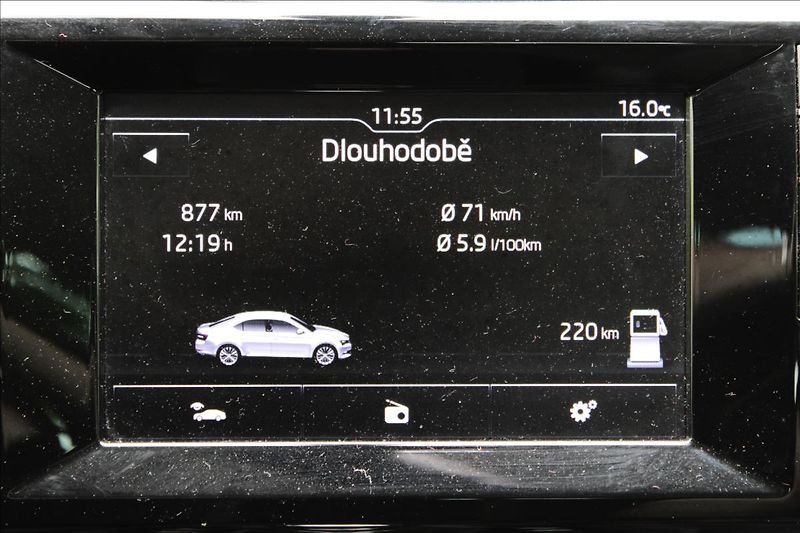 Škoda Superb 2.0 TDI/Style/4x4/DSG/140kW/CZ - fotka 22 z 40