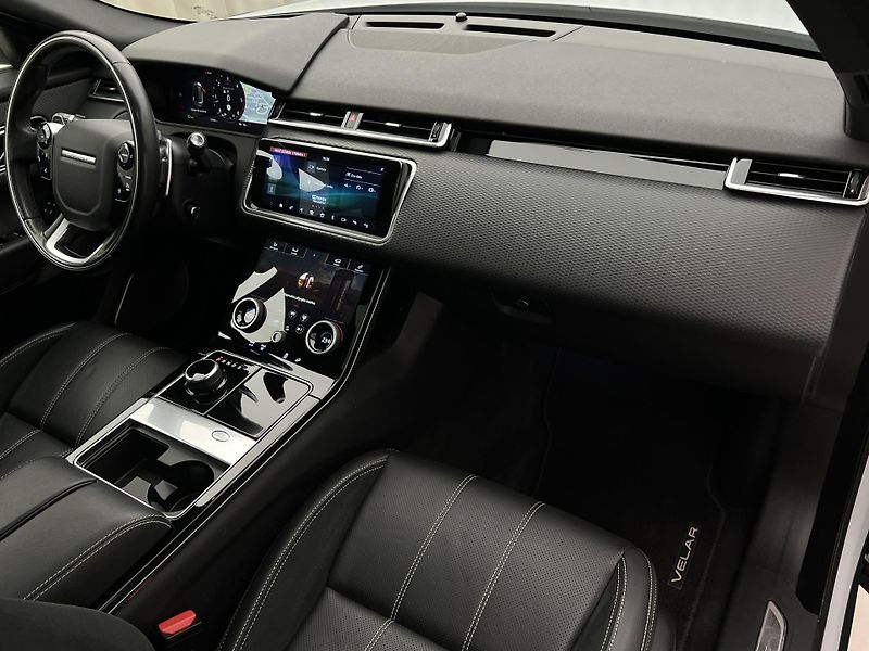 Land Rover Range Rover Velar D300 SE AUT - fotka 24 z 53