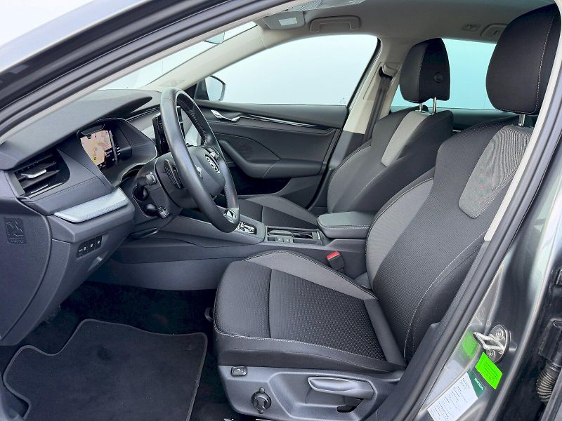Škoda Octavia (2023) Combi 2.0 TDI 110kW DSG Tour - fotka 5 z 35