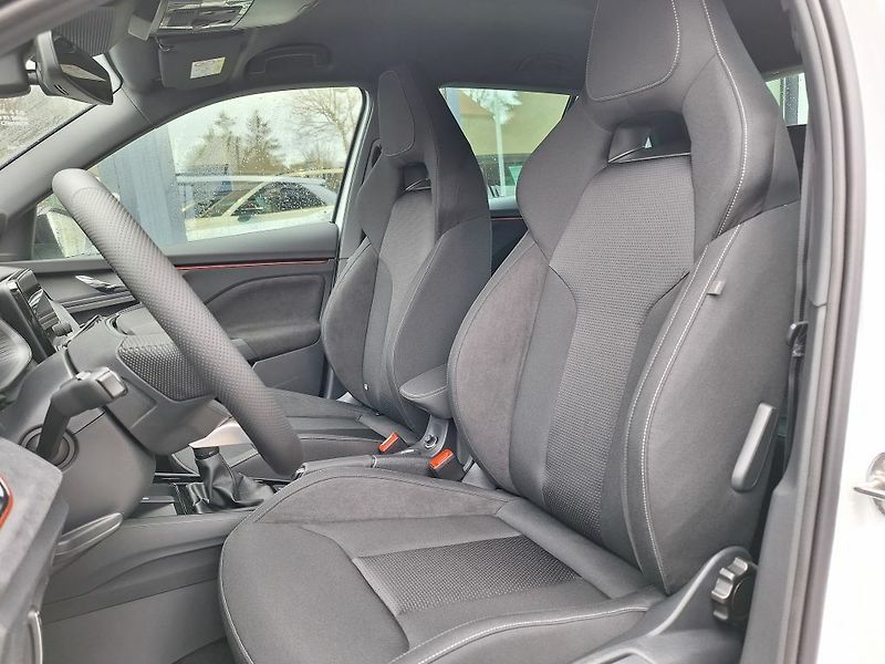 Škoda Kamiq Dynamic 1,5TSI 110kW - fotka 10 z 11