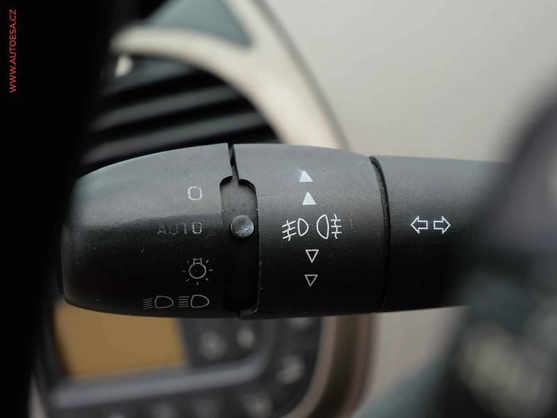 Citroën C4 Picasso (2007) 1.8i, AC, temp - fotka 14 z 18