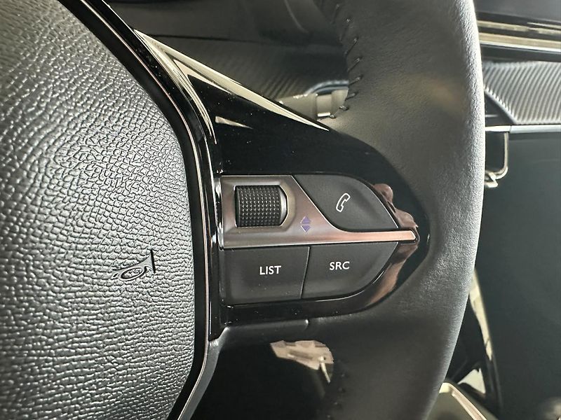 Peugeot 2008 (2026) BUSINESS Turbo 100 MAN6  - fotka 20 z 20