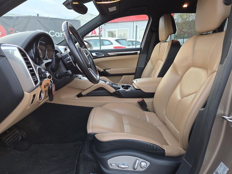 Porsche Cayenne na splátky všem od 10%akontace - fotka 9 z 12