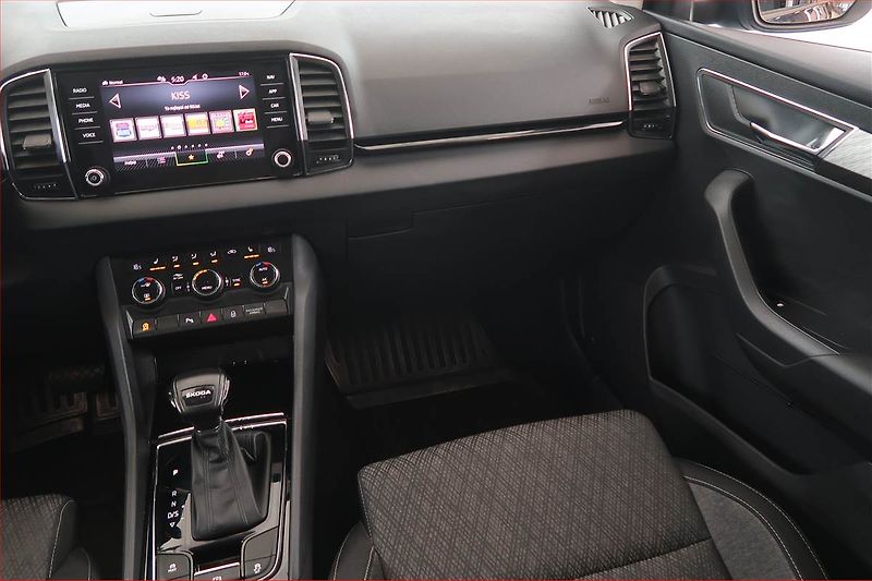 Škoda Karoq (2022) Style Plus 2.0 TDI - fotka 8 z 17