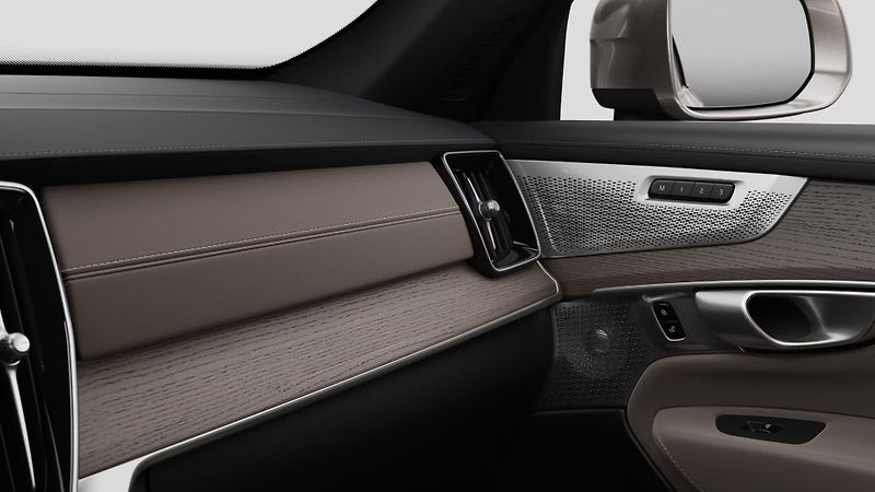 Volvo XC90 (2026) T8 AWD Plug-in BRIGHT ULTRA 7 - fotka 8 z 10