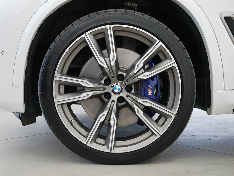 BMW X5 - fotka 10 z 31