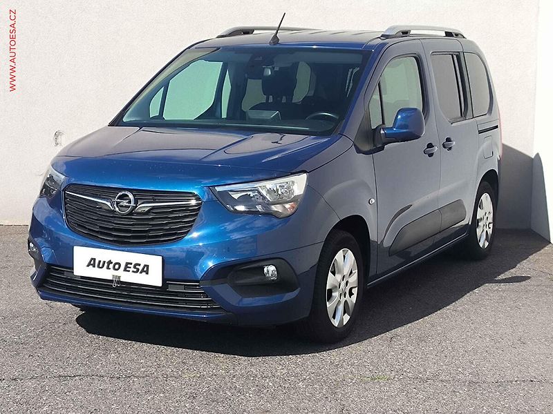 Opel Combo (2019) 1.2T, 2.maj,ČR, AC, tempo - fotka 3 z 21