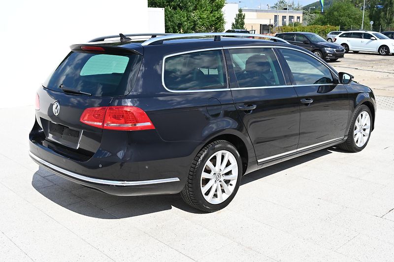 Volkswagen Passat Variant 2.0TDI 103KW Highline  - fotka 5 z 52
