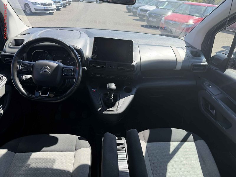 Citroën Berlingo (2019) 1.5HDi, Shine, 96kW - fotka 8 z 16