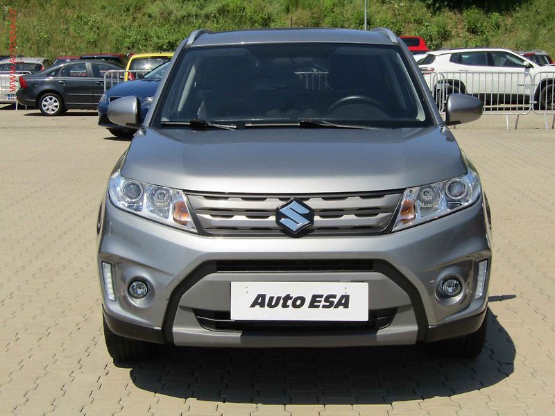 Suzuki Vitara (2017) 1.6i 4x4, ČR, Klima, temp - fotka 2 z 18