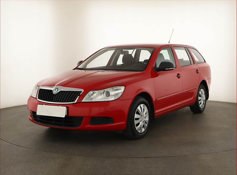 Škoda Octavia (2009) 1.6, nová STK, v provozu - fotka 2 z 11