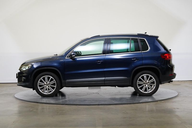 Volkswagen Tiguan - fotka 3 z 25