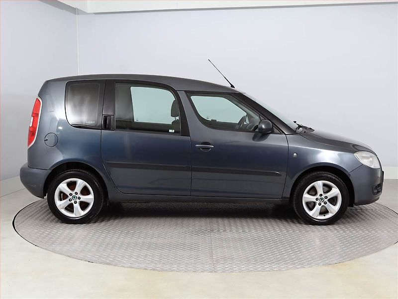Škoda Roomster (2009) Ambition 1.4 TDi, levný provoz - fotka 6 z 13