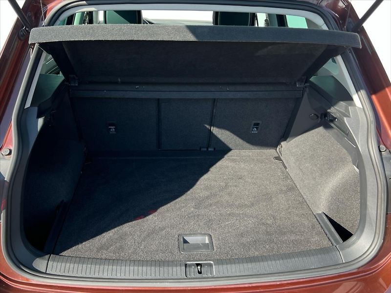 Volkswagen Tiguan 1,5 TSi 110 kW LIFE - fotka 14 z 27
