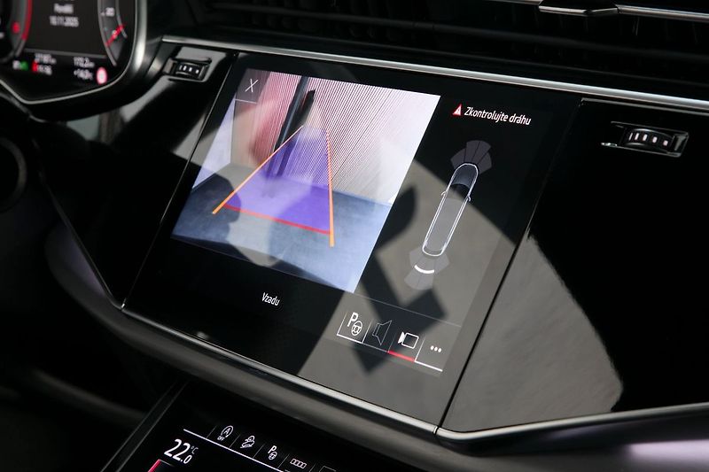 Audi Q7 3.0TDI 210kW S-Line 7míst Weba - fotka 27 z 42