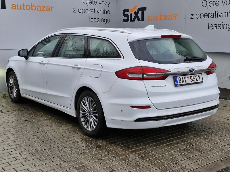 Ford Mondeo  Titanium 2,0 EcoBlue (110 kW - fotka 5 z 9