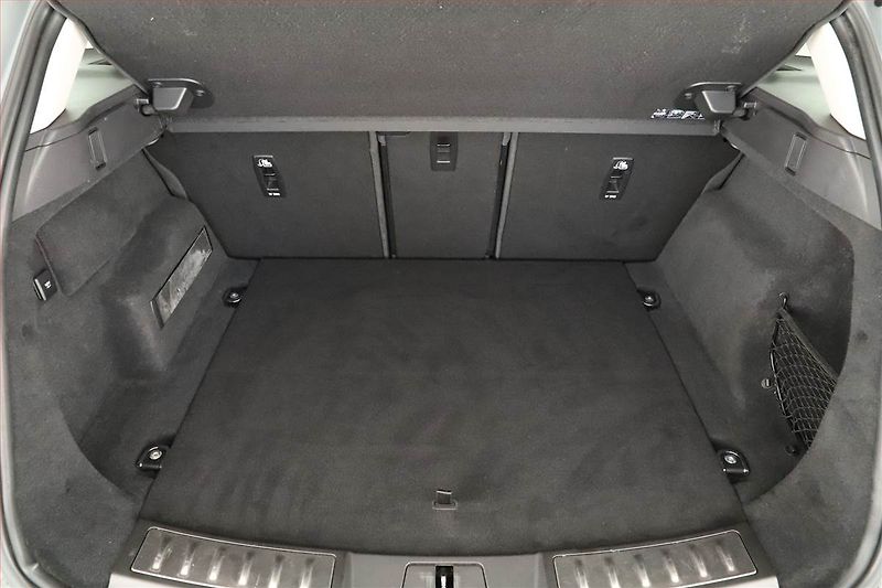 Land Rover Range Rover Evoque (2019) P200 AWD, ČR, R-DYNAMIC, 4x4 - fotka 11 z 18