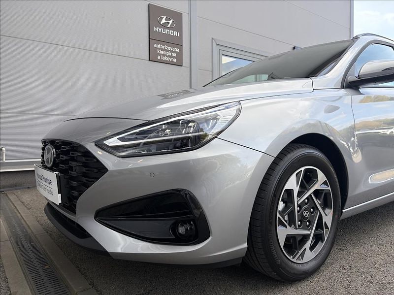 Hyundai i30 (2026) 1,6 T-GDI DCT  WG FL Go Czech - fotka 20 z 23