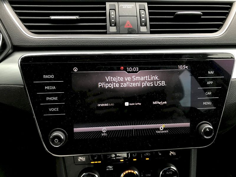 Škoda Superb (2018) COM GRT AMB plus TD 110/2.0 A7 - fotka 26 z 27