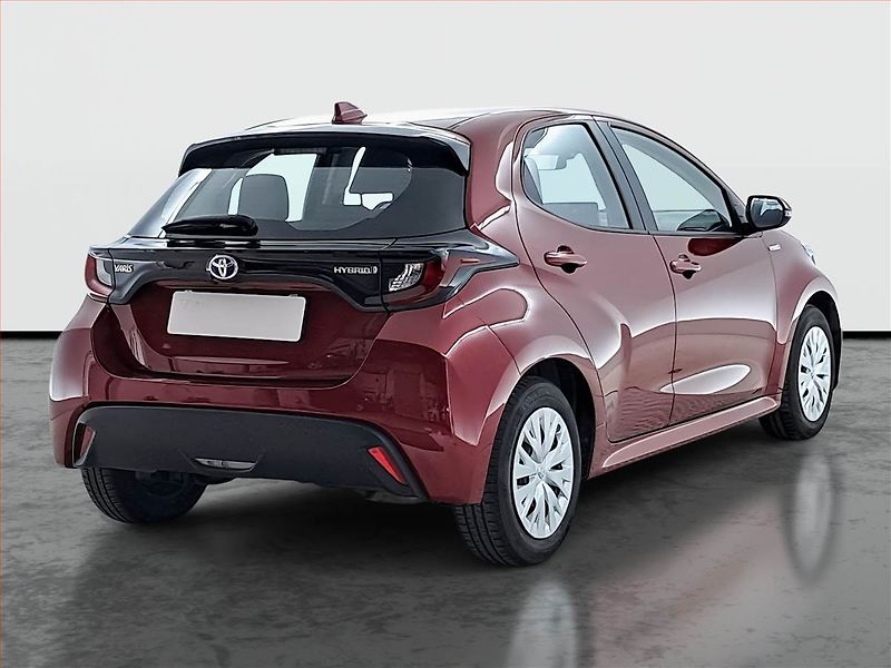 Toyota Yaris (2021) 1.5 VVT-i Hybrid, Automat - fotka 5 z 18