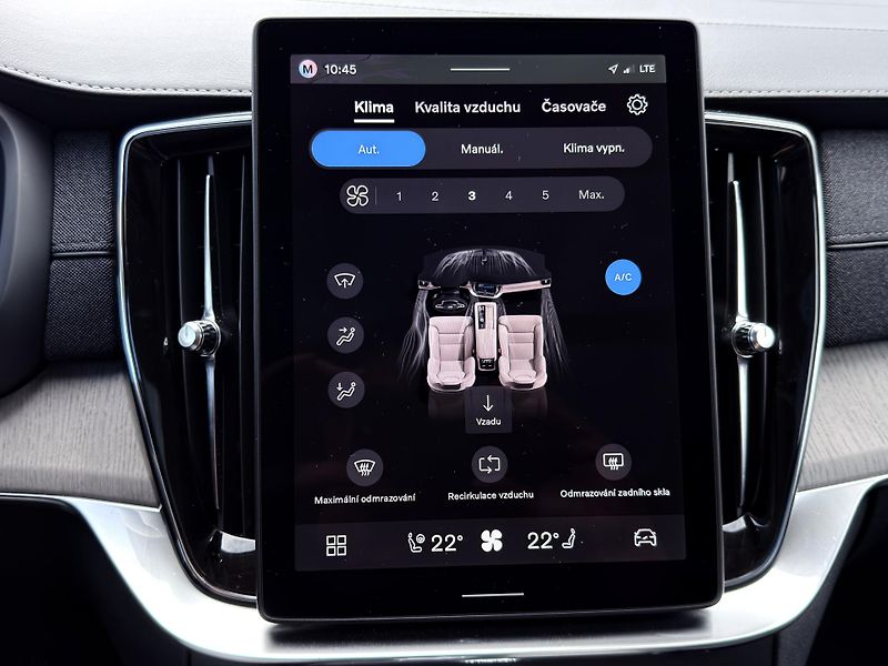 Volvo XC90 B5 AWD ULTRA BRIGHT // +kola  - fotka 53 z 59
