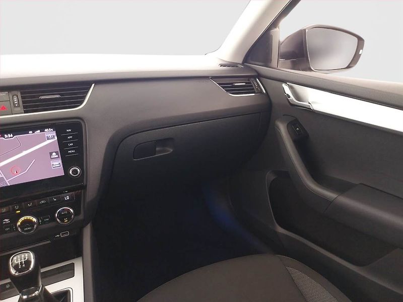 Škoda Octavia (2018) Style 1.6 TDI, Tempomat - fotka 8 z 22