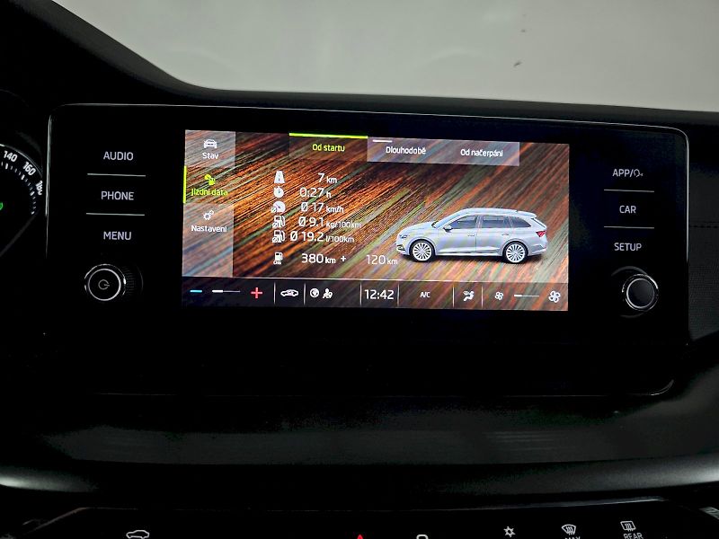 Škoda Octavia (2022) 1.5CNG TSi DSG 96kW ACTIVE PLU - fotka 13 z 35