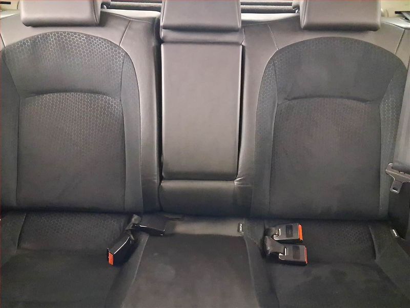 Nissan Qashqai (2013) 1.6, Xenony, Tempomat - fotka 10 z 15